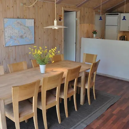 4 Bedroom Cozy Home In Sydals *